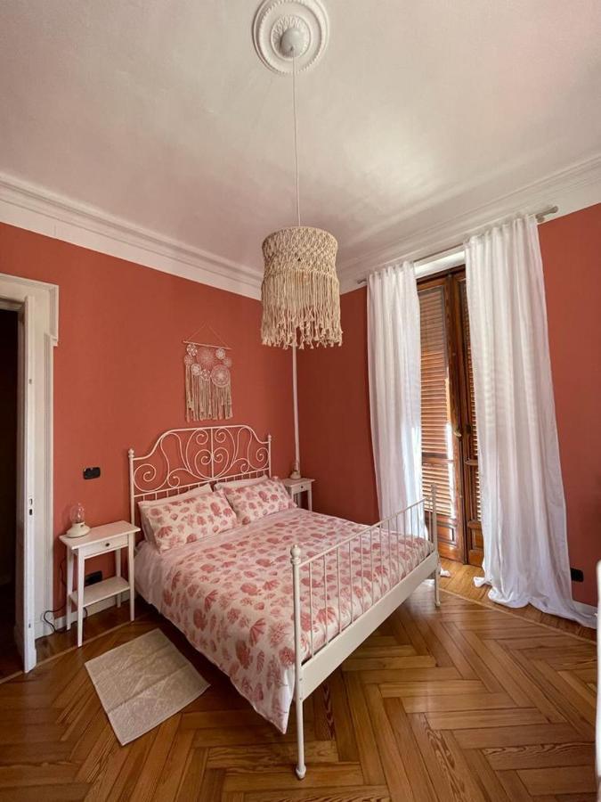 La Petite Maison De La Ville Торино Екстериор снимка